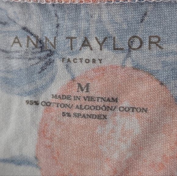 Ann Taylor Citrus Fruit Oranges 🍊 Scoop Neck Stretch Short Sleeve Shirt Medium - Picture 4 of 6